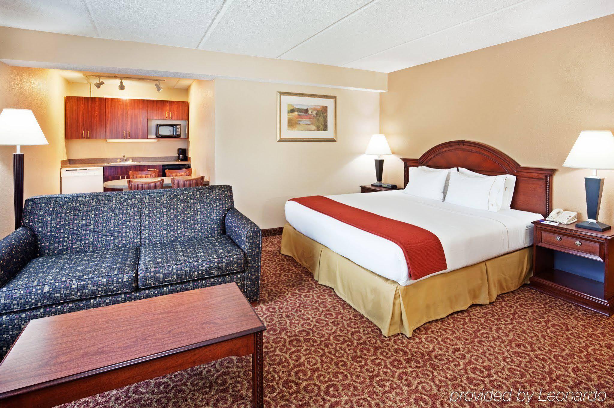 Holiday Inn Express & Suites Kings Mountain - Shelby Area By Ihg Экстерьер фото