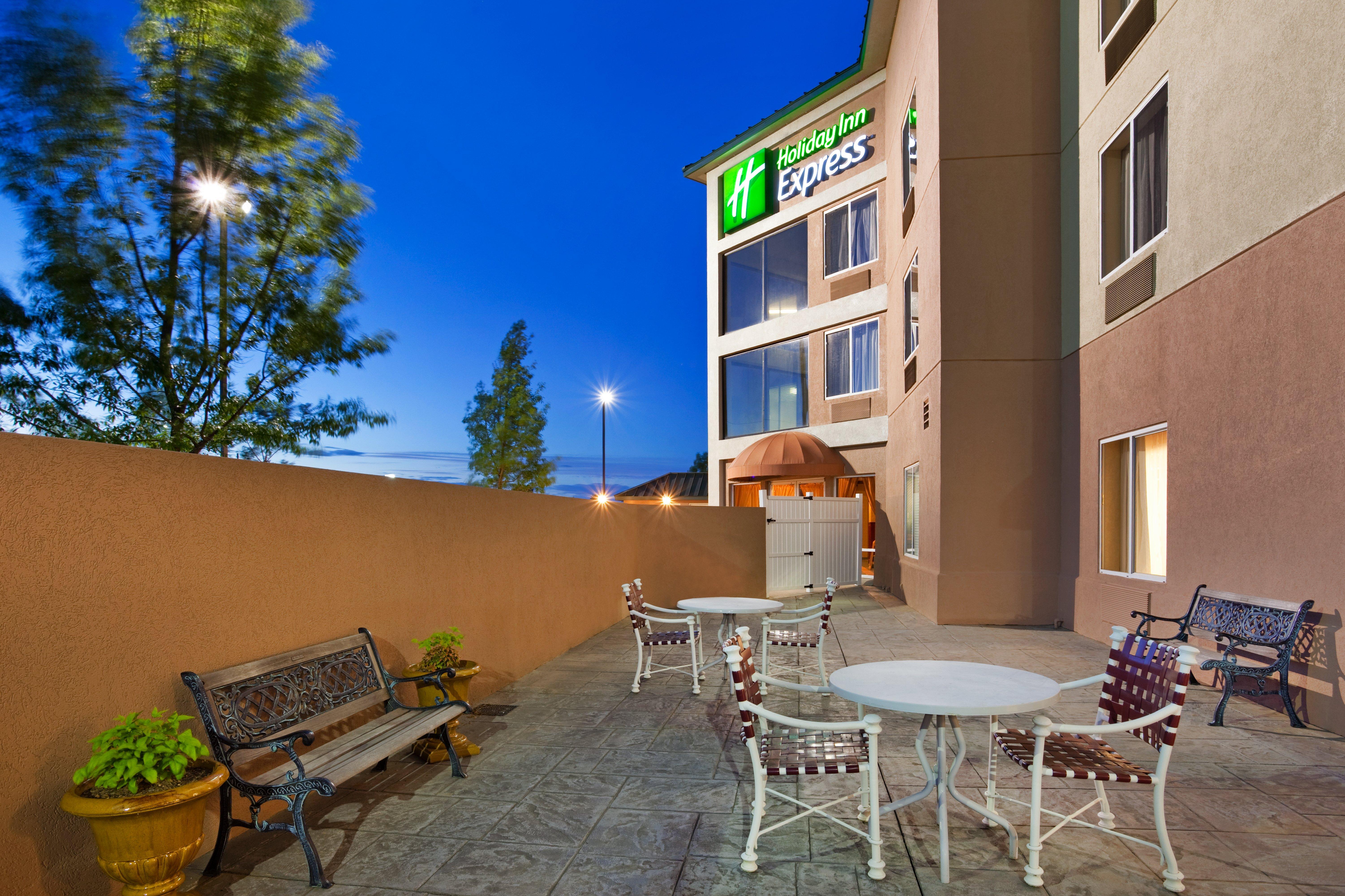 Holiday Inn Express & Suites Kings Mountain - Shelby Area By Ihg Экстерьер фото